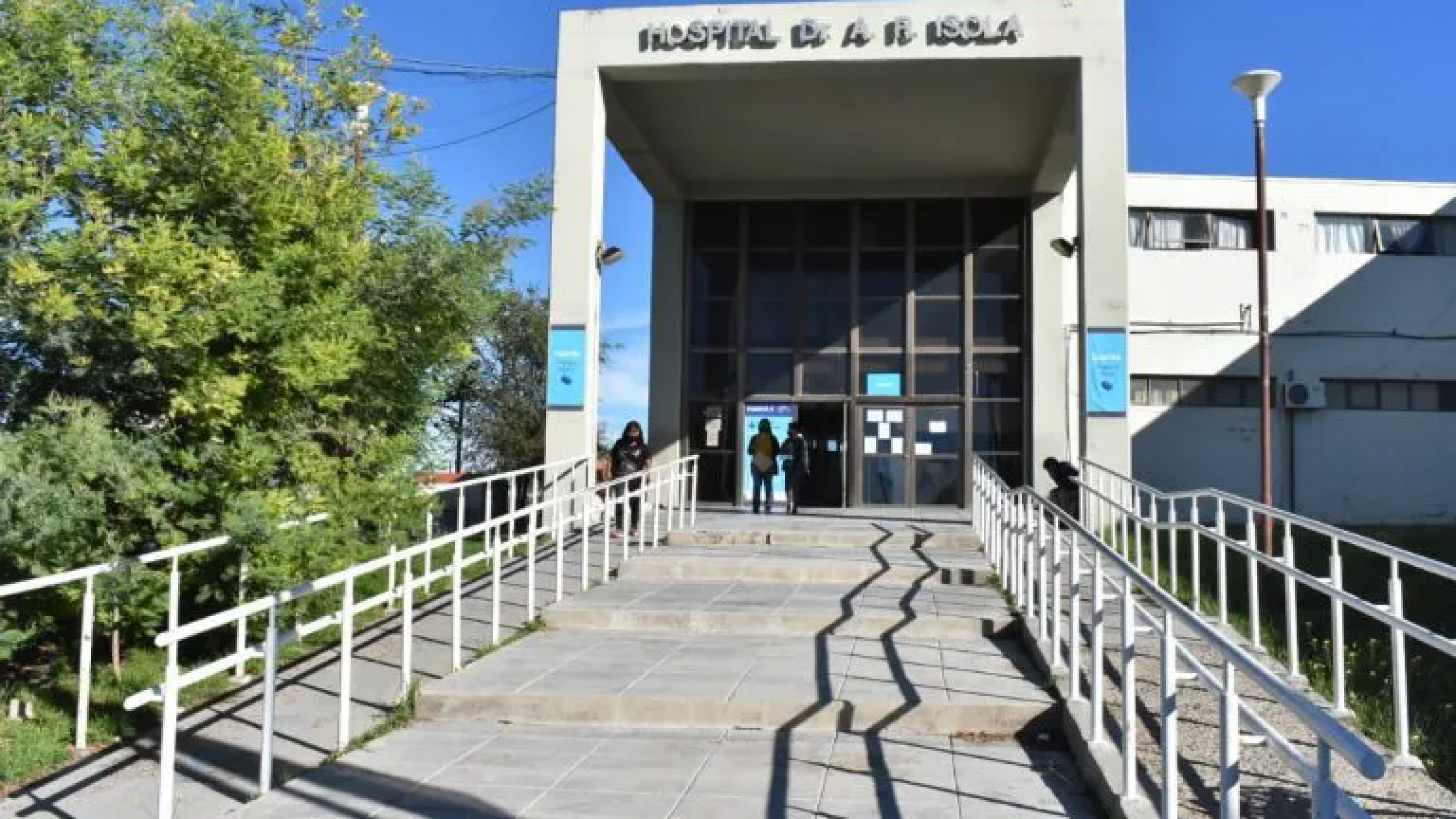 Bingo solidario para que Batman vuelva a visitar a los niños del Hospital de Madryn
