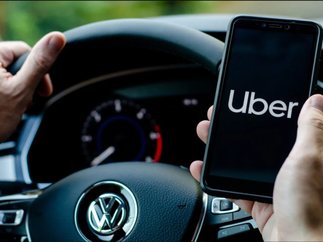 Llegó Uber a Puerto Madryn: cómo funciona y cuánto cuesta viajar