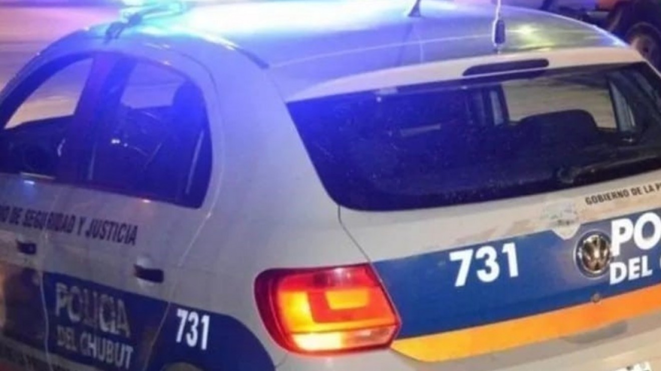Incidentes en el centro de Trelew: demoraron a seis personas y encontraron un arma blanca