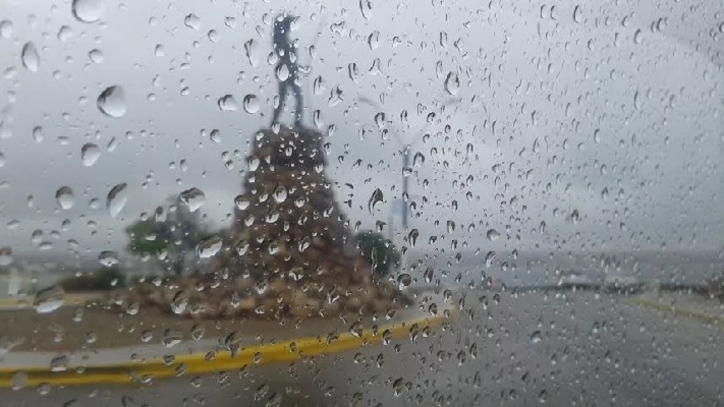 Alerta amarilla por lluvias en la cordillera de Chubut: también podría nevar en zonas altas