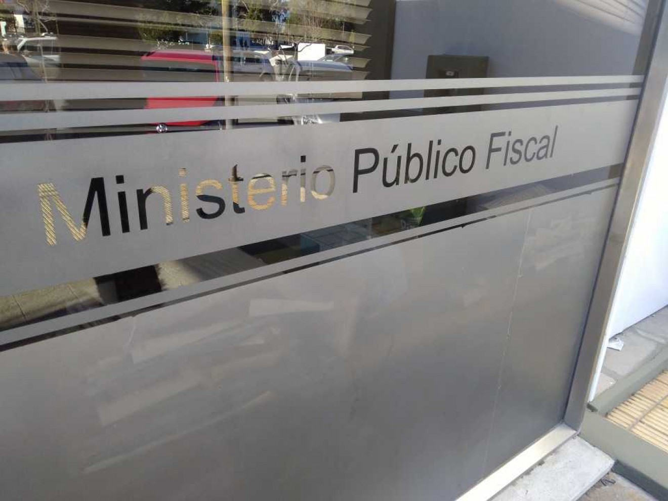 Liberaron a la niñera del niño que murió al caer desde un séptimo piso: la causa sigue abierta