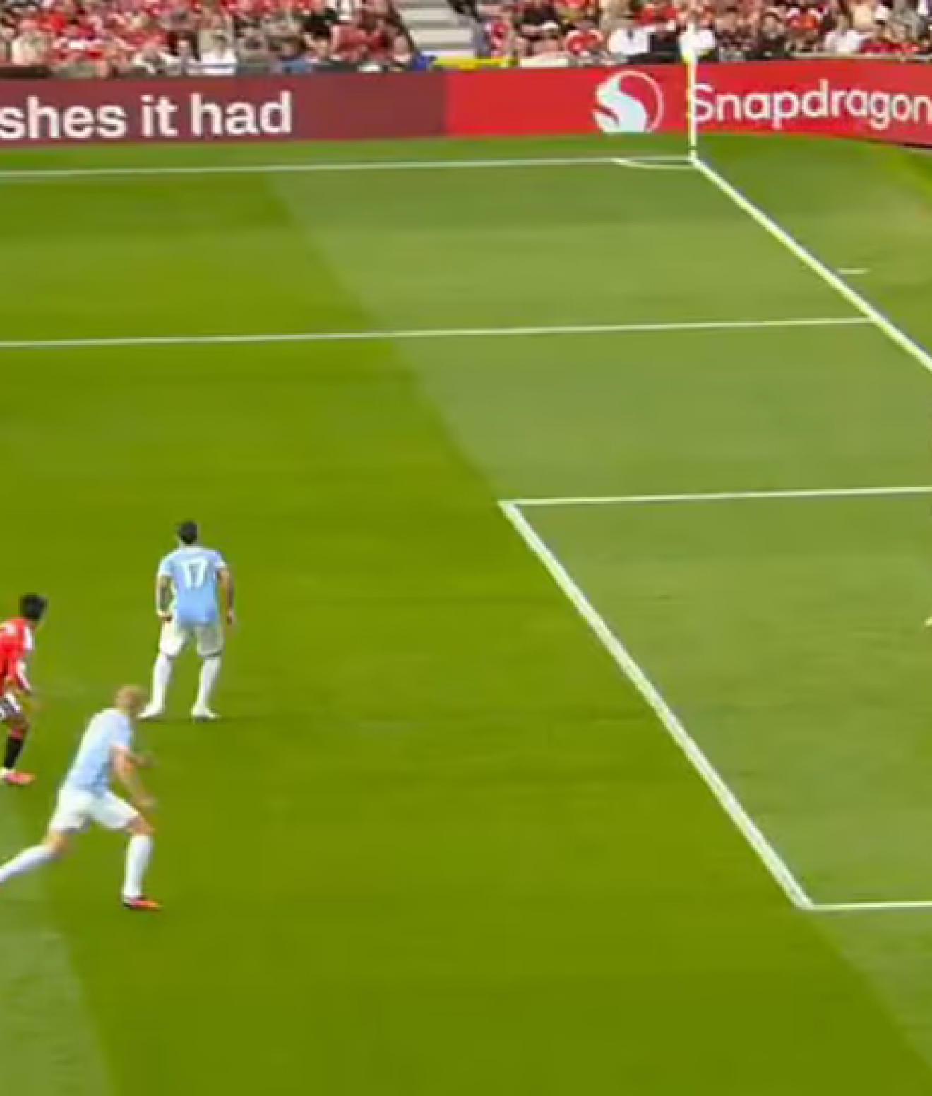 Polémica en el clásico de Manchester: reconocieron un error del VAR
