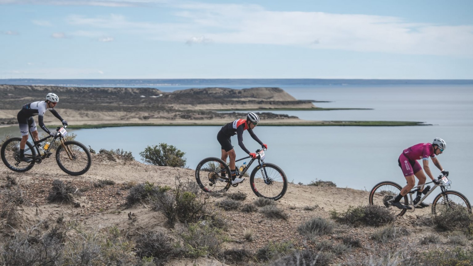 Vuelta Ballenas reunirá a más de 1.200 ciclistas en Puerto Madryn y otorgará puntos para el ranking internacional