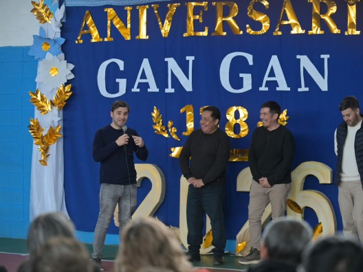 Historia y calefacción en la meseta: Gan Gan celebró su 138° aniversario en un renovado Salón de Usos Múltiples