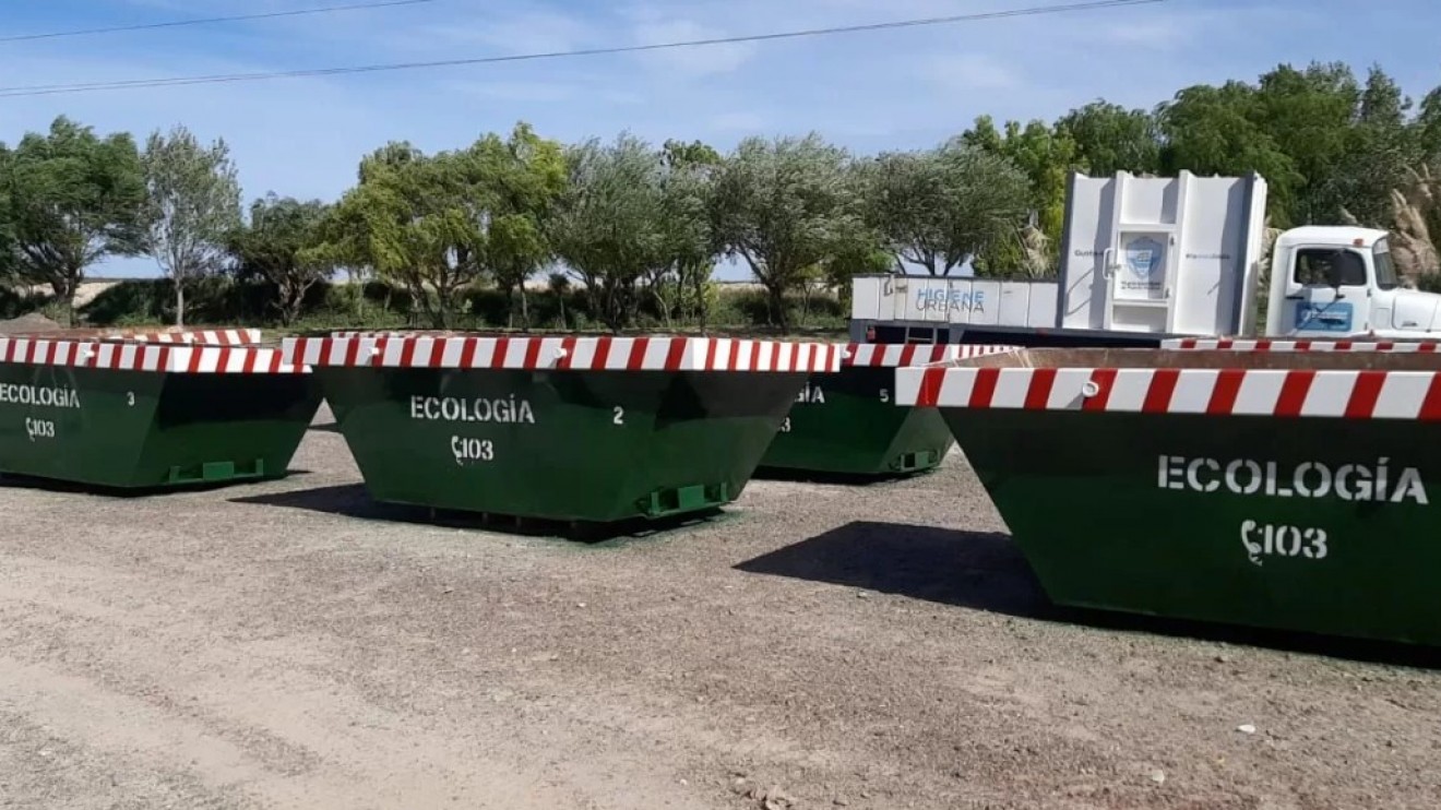 LA CAMPAÑA DE LIMPIEZA CONTINÚA EN LOS BARRIOS GÜEMES Y DEL DESEMBARCO