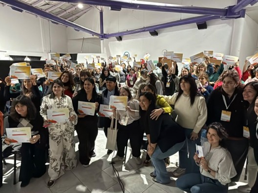 Fuerte impulso productivo: 180 mujeres se capacitaron en Lago Puelo para potenciar sus emprendimientos