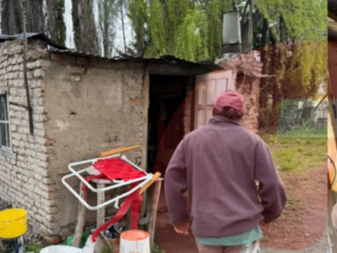 Horror en Gaiman: trabajaba como esclavo, vivía en un gallinero y el patrón amenazó con prenderlo fuego