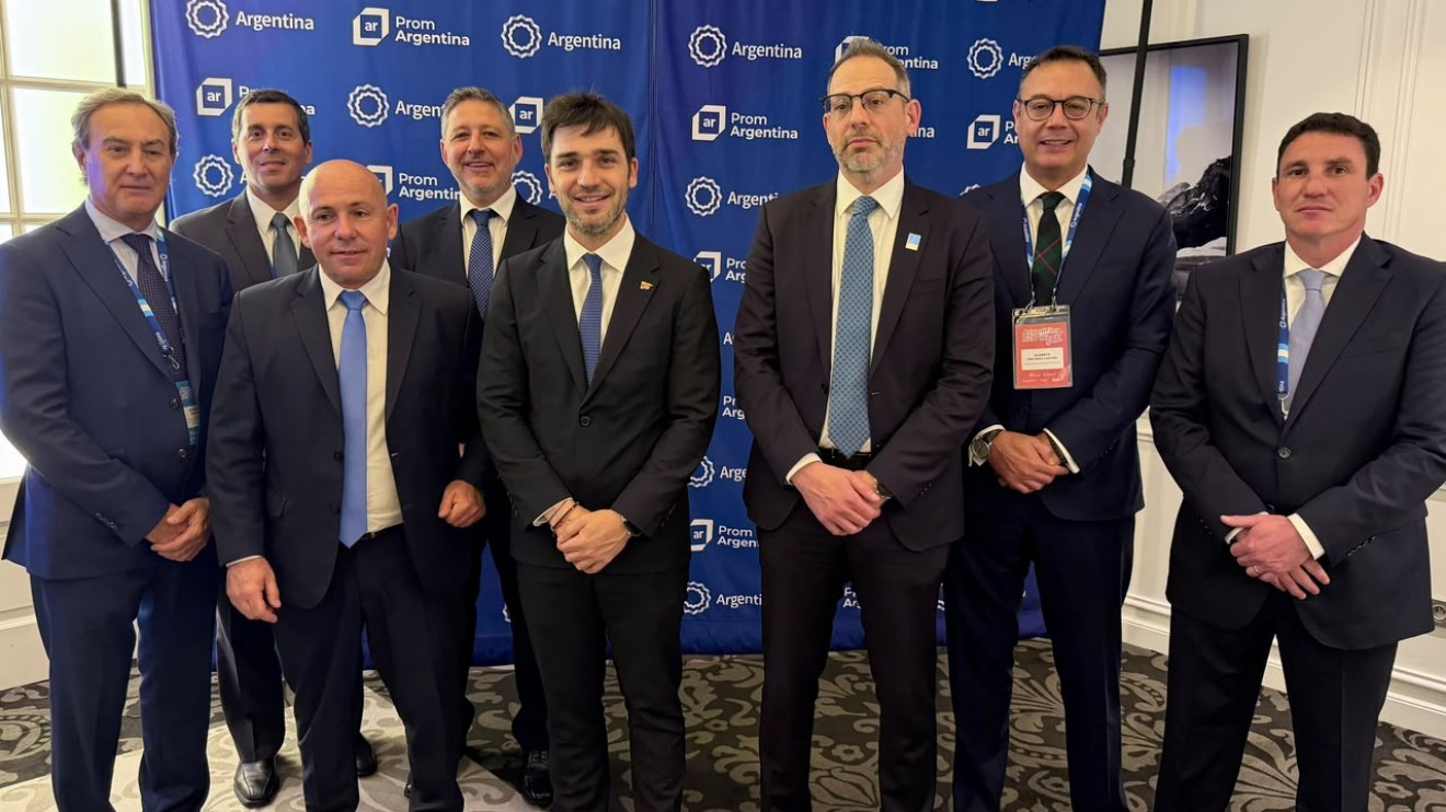 Torres confirmó una nueva inversión pesquera para Trelew: Arbumasa construirá una planta en la Zona Franca