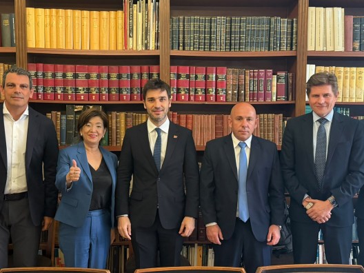 Torres confirmó una nueva inversión pesquera para Trelew: Arbumasa construirá una planta en la Zona Franca