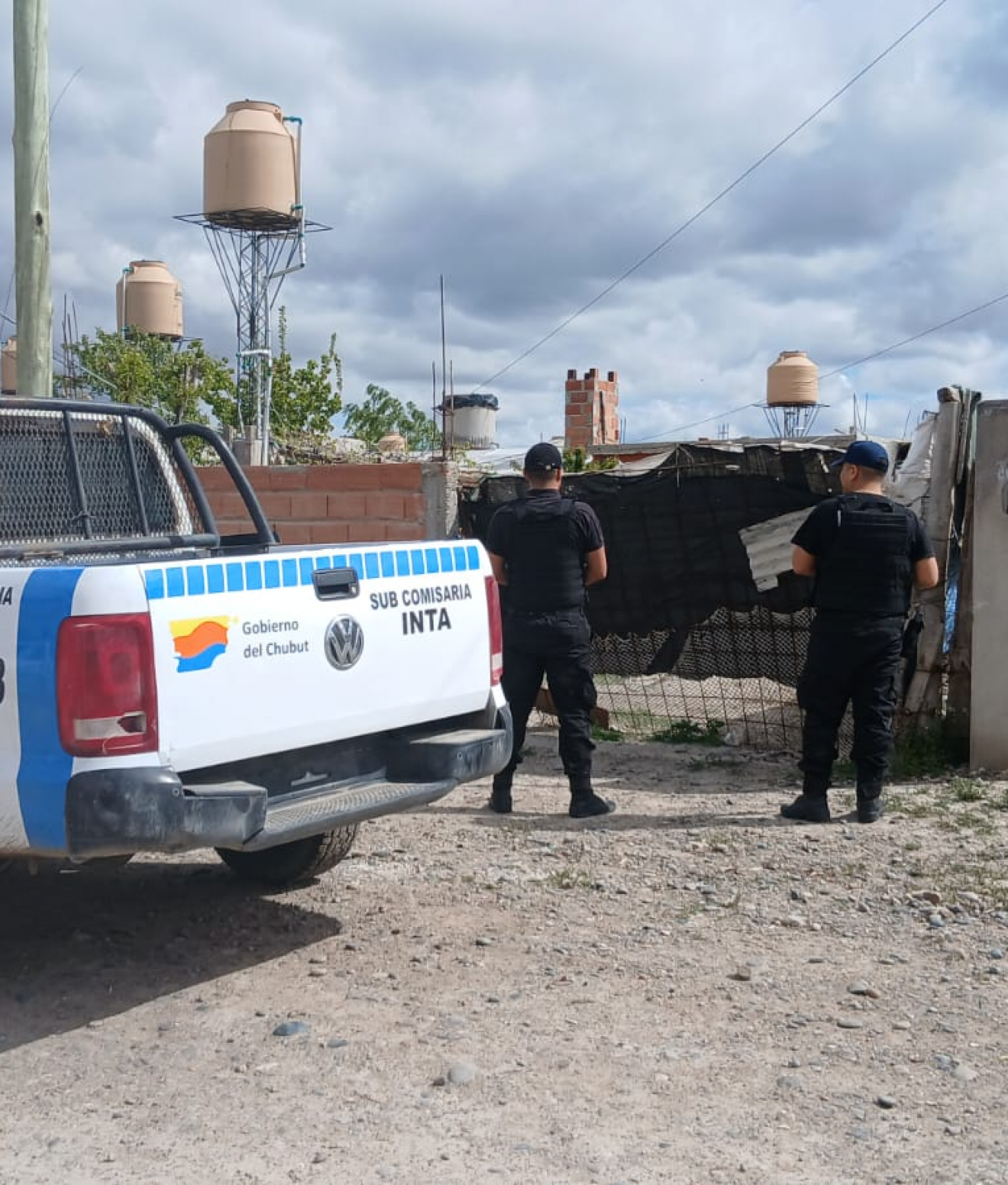 Encontraron en el barrio INTA un auto que había sido denunciado en Puerto Madryn