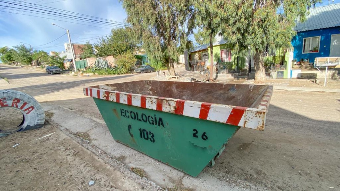 La campaña de limpieza llegará a los barrios Roque Azzolina y Barrancas del Golfo