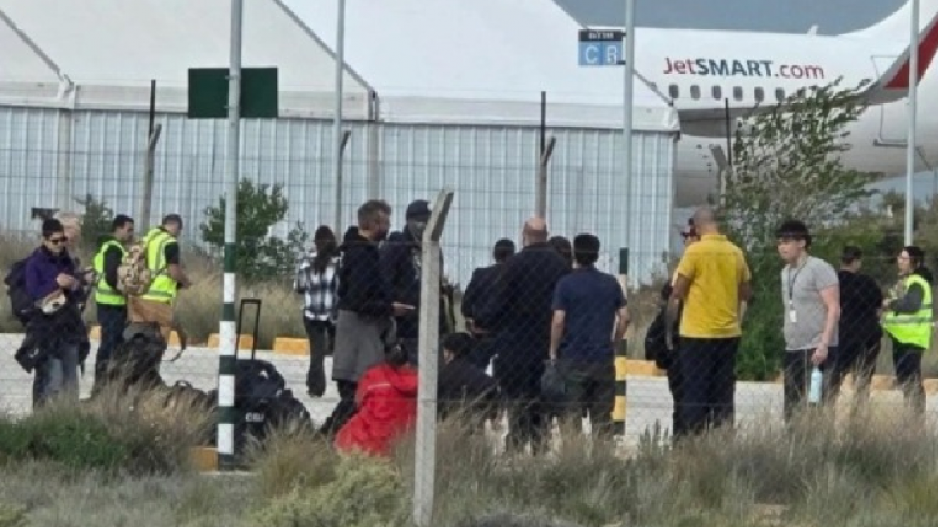Amenaza de bomba en el aeropuerto de Trelew: fuerte despliegue policial y de emergencia