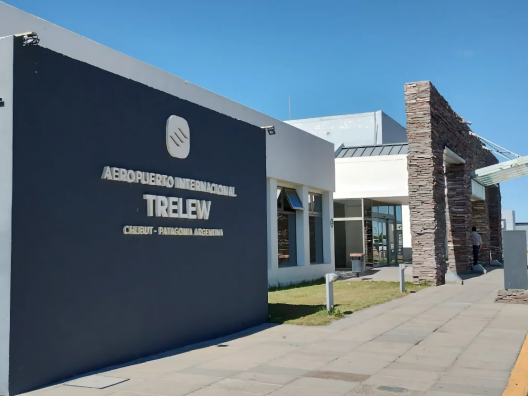 Una falsa alarma que salió cara: un comentario sobre una bomba paralizó el aeropuerto de Trelew
