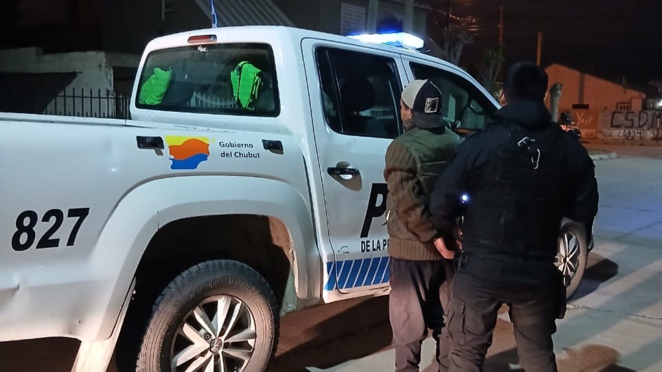Puerto Madryn: volvió a ser detenido por un presunto robo a menos de una semana de quedar libre