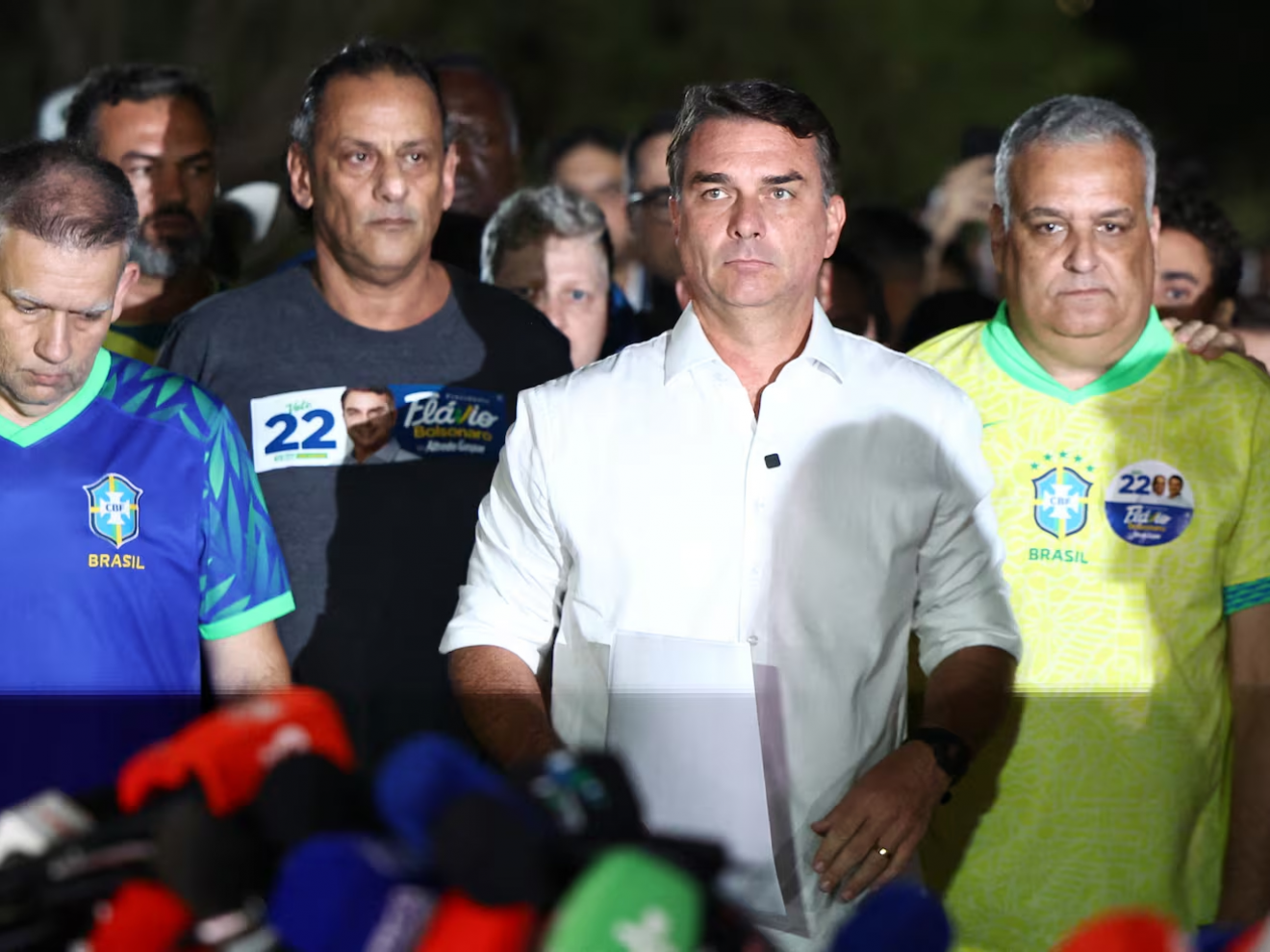 Tras perder con Lula, Flávio Bolsonaro anunció que buscará anular el balotaje en Brasil